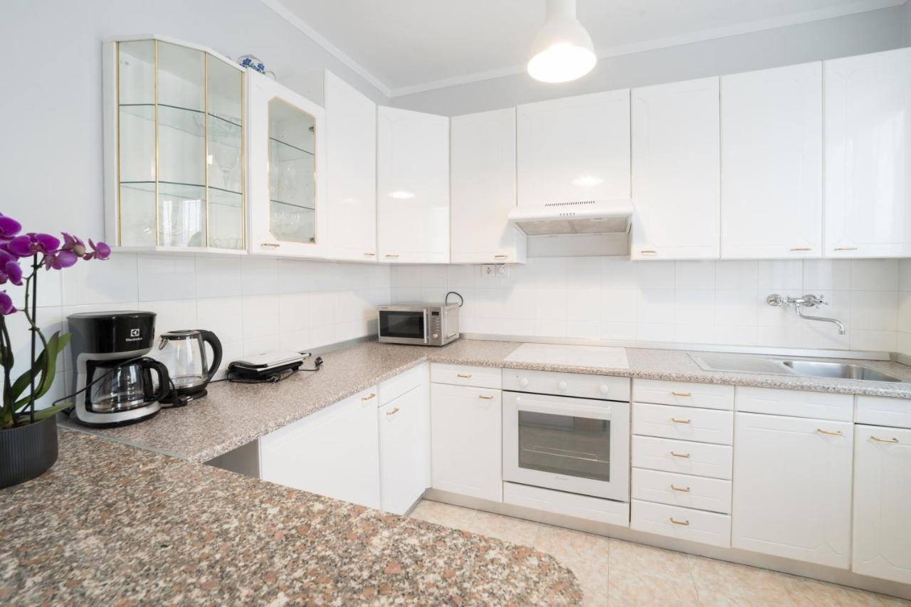 Apartment Bella ウマグ エクステリア 写真