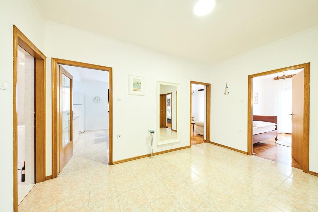 Apartment Bella ウマグ エクステリア 写真