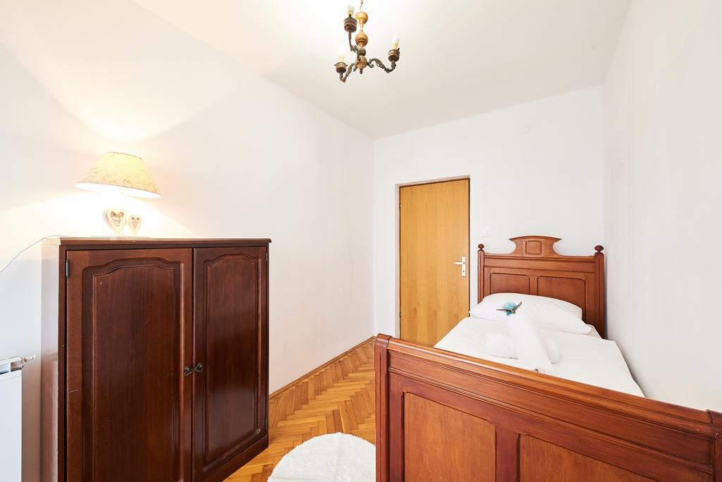 Apartment Bella ウマグ エクステリア 写真