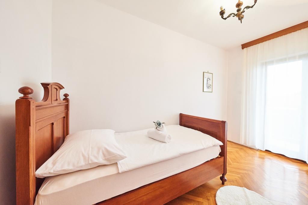 Apartment Bella ウマグ エクステリア 写真